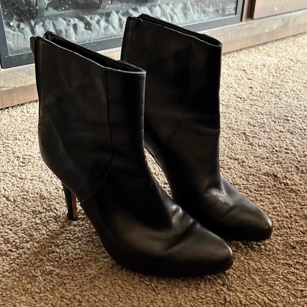Black leather Boots